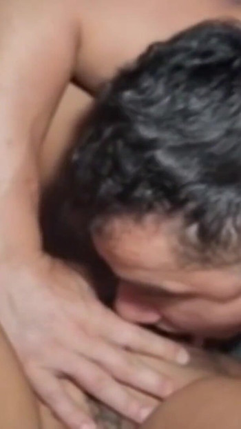 Zapanjujući trenutak iz filma "Moj dečko je došao kući s velikom željom za jebanjem."