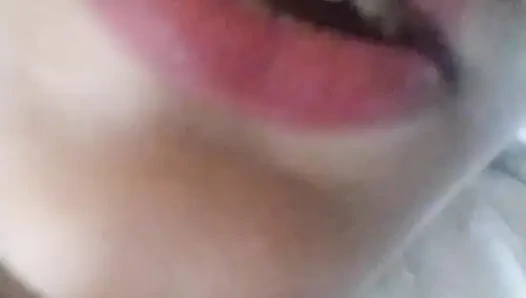 Bhabhiji ki rasile hoth with voice ke ssath