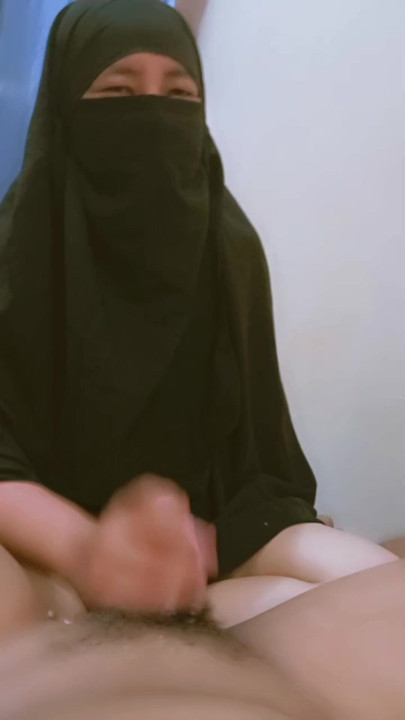 fucking with step sister when everyone is gone