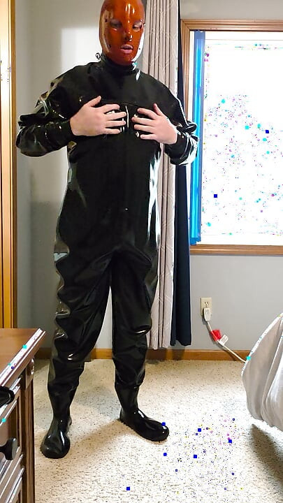 Dressing In Rubber To Swallow 6 Laods of Cum