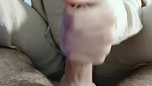 Sekreter elinden geleni yapıyor ama yine de patronunun orgazmını mahvediyor.