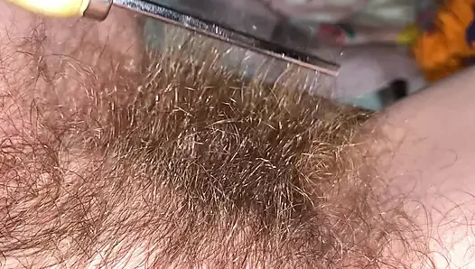 Brushing My Bush
