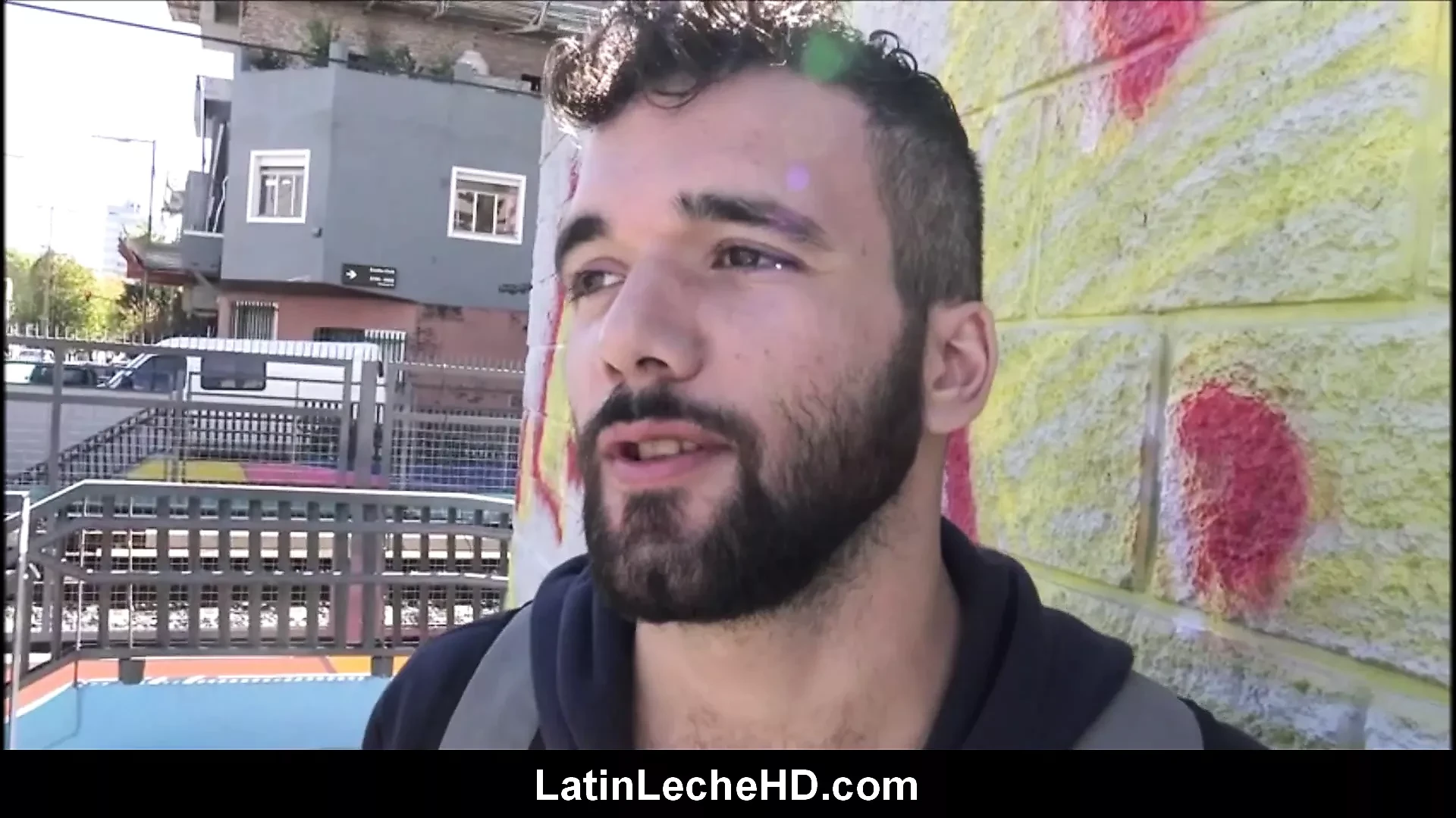 Latino bliznakinje loš dečko i latino pastir se jebu za novac