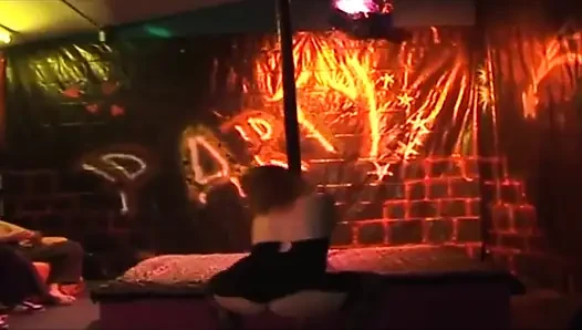 Mature Babe Stretched Wide in Sloppy Gangbang Orgy