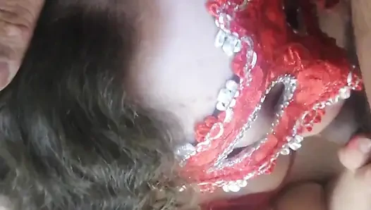 Ich genieße Oralsex, Lecken, Saugen und Deepthroating.