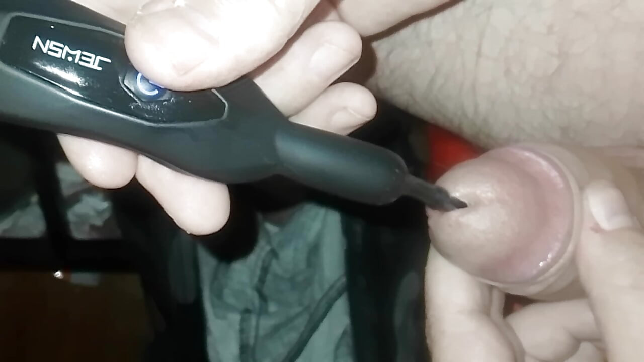 Small cumshot