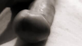 Manželka nahrává můj orgasmus z koulí