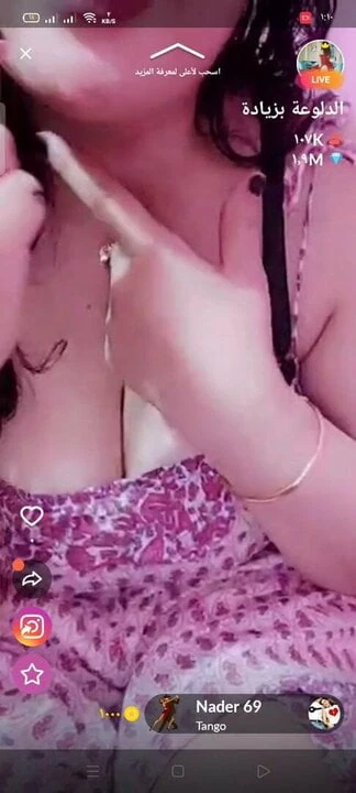 Hot blonde babe hot