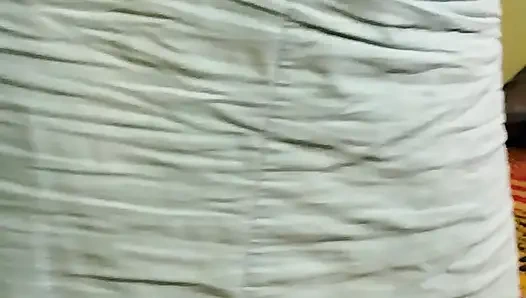 Aunty masturbation in room