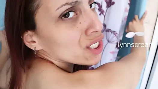 POV-sex mit meiner schwiegerschwester im badezimmer, während meine frau nicht zu hause ist