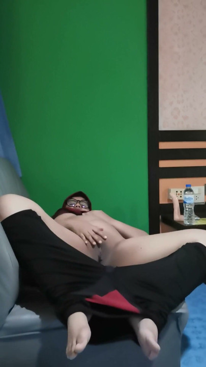 I want to get hard. | Clip 1