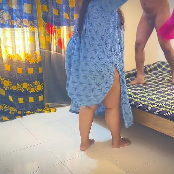 Arap üvey anne ve üvey oğlu üvey babası evde yokken eğleniyor