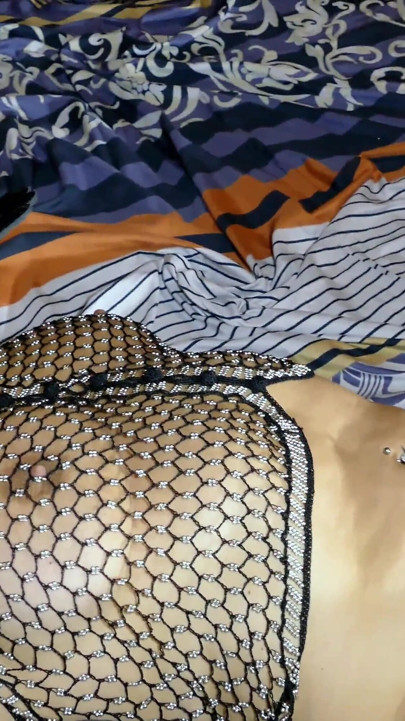 Tetas grandes plug anal mamada