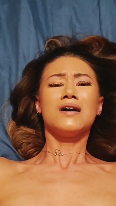 Tuyển tập mẹ kế châu Á thích đụ đít và được xuất tinh vào lỗ đít của cô ấy | Đoạn video ngắn 1