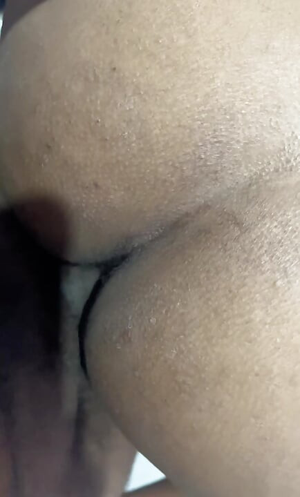 情人節洩露：印度德西處女女孩意外被從後面狠狠操