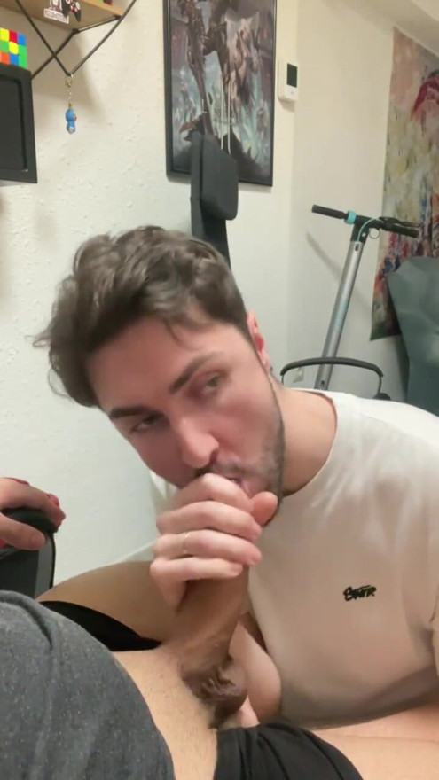 making my latin friend cum in my mouth | Clip 2