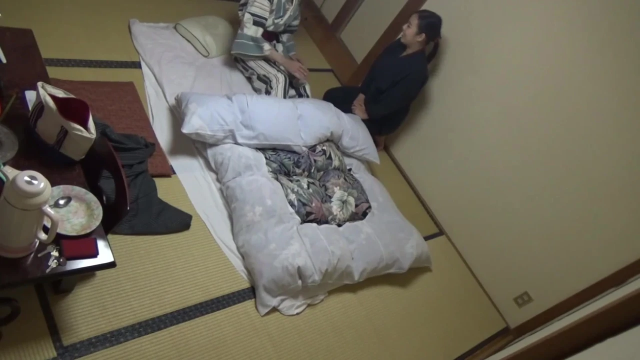 Seducing a Housekeeper Who Came to Lay Out a Futon