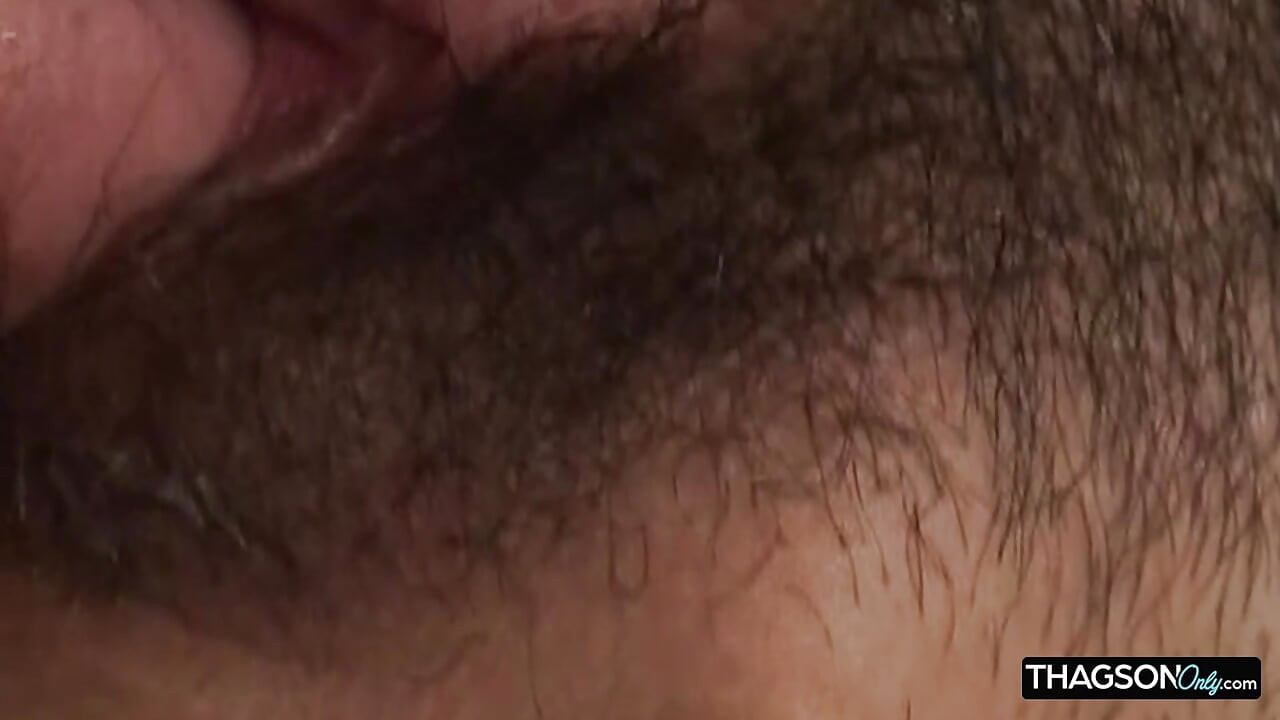 Busty MILF Stretched Wide in Sloppy Couch Pounding