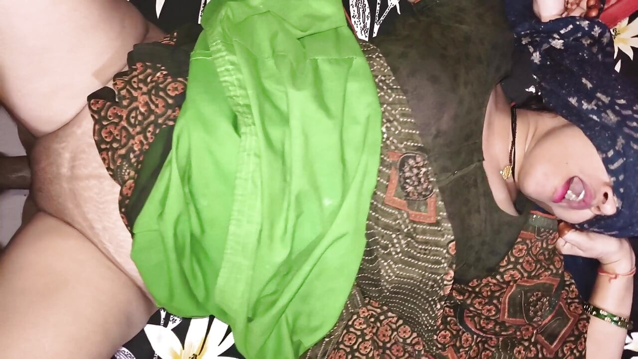 DESI STEP SISTER HARDCORE FUCK WITH HER STEP BROTHER WHEN THEY WERE ALOE AT HOME FULL MOVIE ( HINDI AUDIO )
