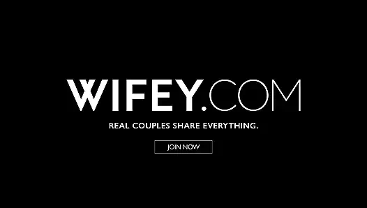 Женушка-сногсшибательная хотвайф Amiee Cambridge растянута чудовищным большим черным членом, держа руки муженька