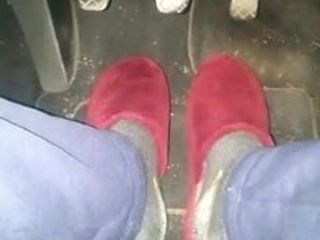 Zapatillas en coche