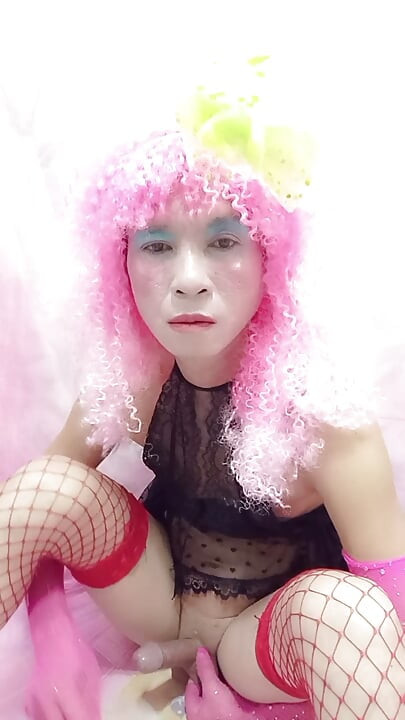 Oanh Le transgender wearing sexy clothes porn cock