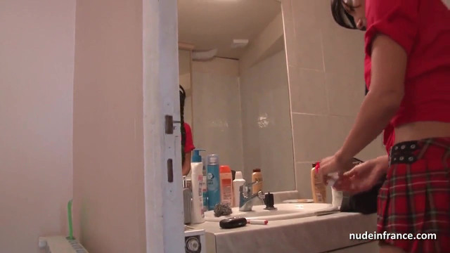 The sexy French girl with the deep, intimate experience