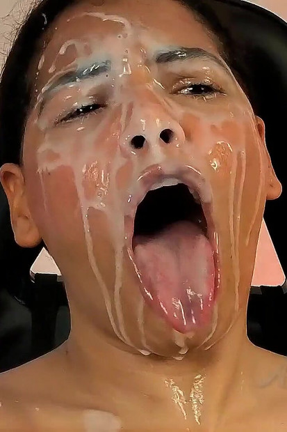 Quotgagguin" spermával töltik meg az arcomat