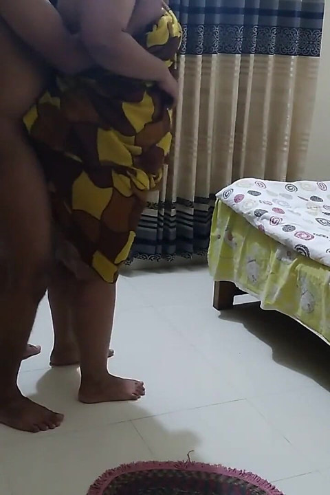 Tamilische tante vom nachbarn gefickt
