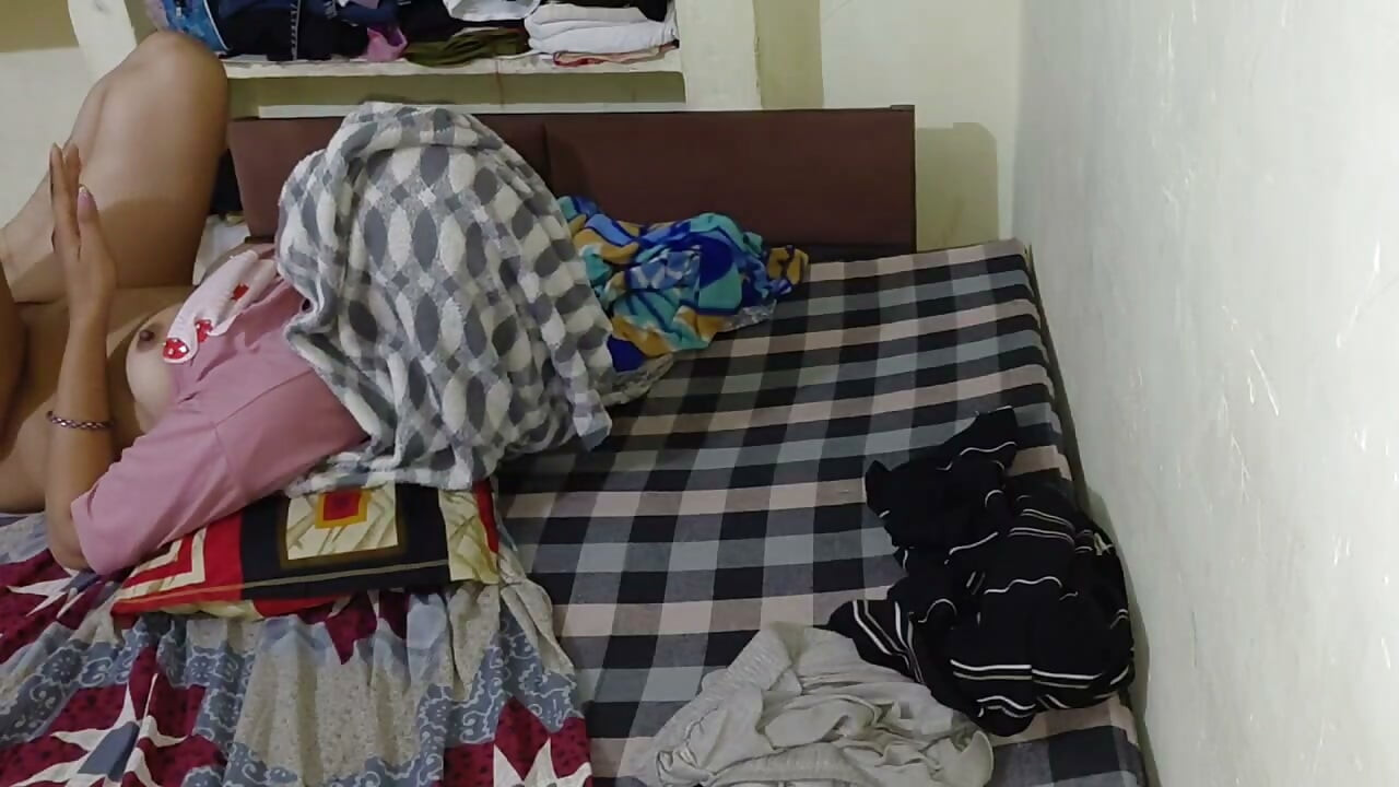 Desi ladki ko desi tarike se choda