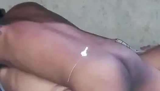 sie squirtet, nachdem ich in sie gespritzt habe
