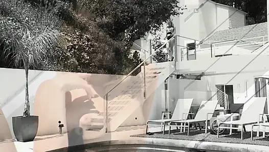 Blonde Girl Gets Her Vagina Squirted at the Pool