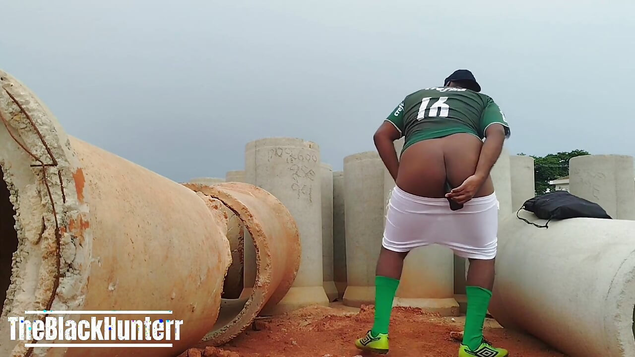 試合から汗だくで戻ってきて興奮してイッかずにはいられませんでした