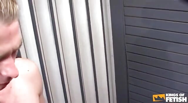 Group of guys enjoy blowing their big dicks and swap cum