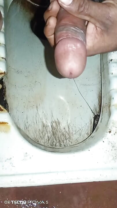 Ngocok kontol besarku