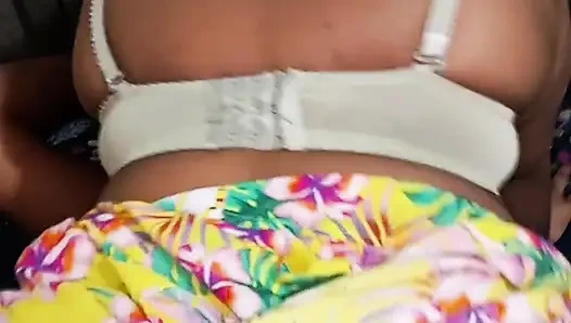 Desi bhabhi wird in dreier gefickt - dicke möpse und nasse muschi