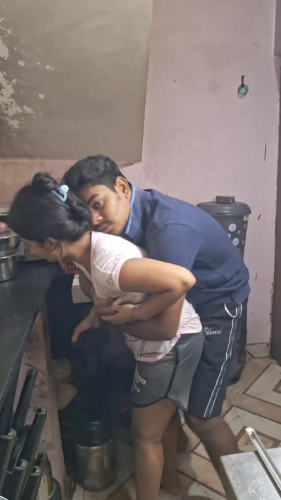 SweetMegha indian bhabhi seduces her vagina with finger and devar caught her fucking full hardcore hindi audio sex full night | Clip 1