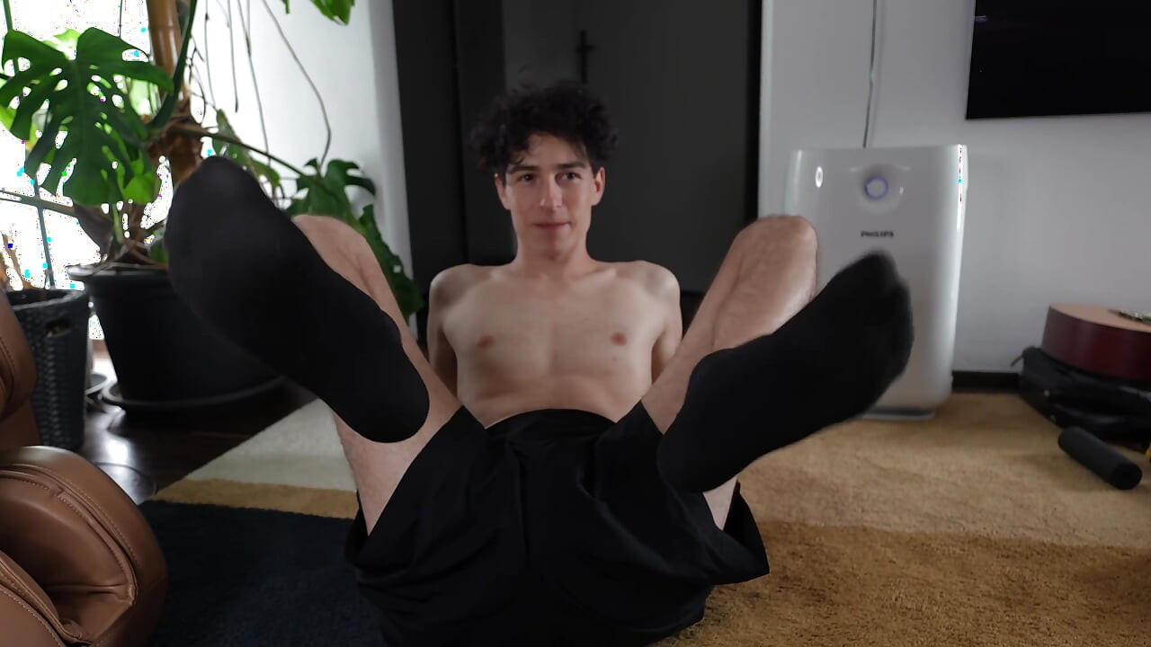 I Slowly Undress and Suck My Boyfriend