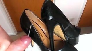 slow mo cum black patent platform pumps heels