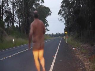 jalan bebas hambatan telanjang 3