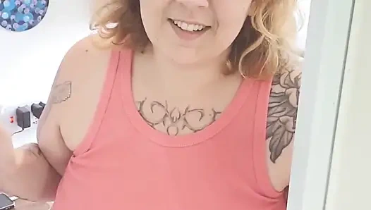 Yeni Komşu Misafirperverliğimin En Iyilerini Hak Ediyor