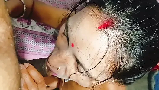 Desi Romantic Hot Indian Sex Video In Saree