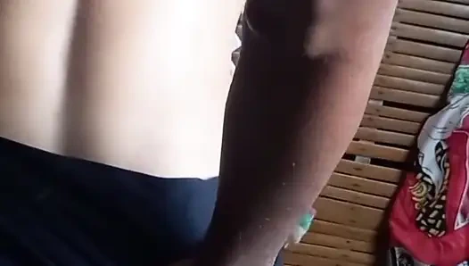 Sie Liebt Es, Schwanz Vor Dem Sex Zu Lutschen