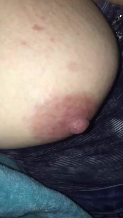 Tunjukkan tetek cantik saya kepada awak