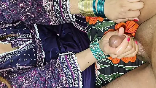 Desi Indian STEP-SISTER-Clear Hindi Audio Moaning
