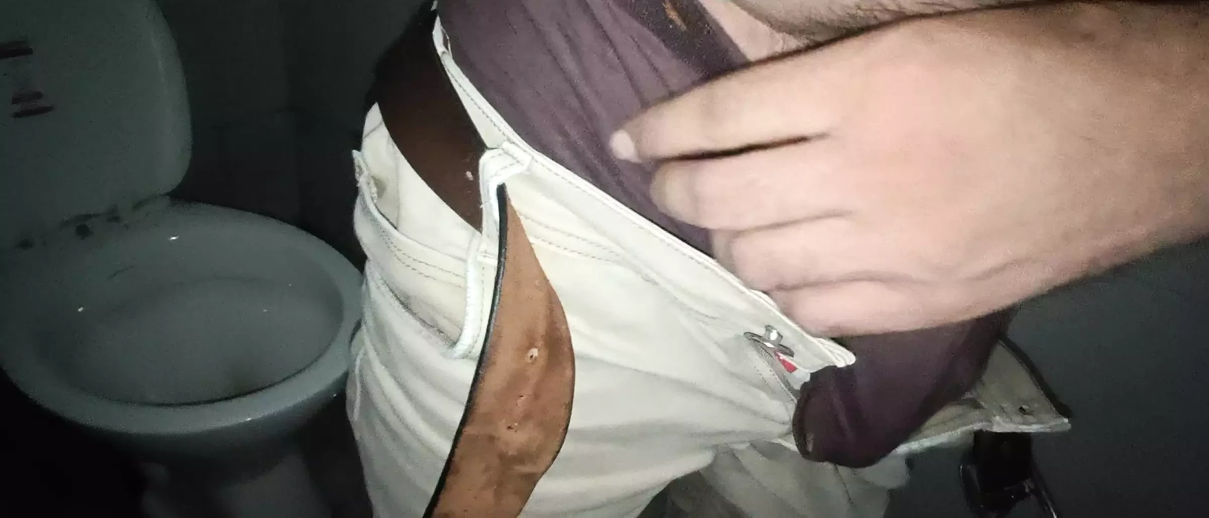 Vandaag werd mijn schudden geregeld en ik bracht vandaag ook mosterdolie op mijn penis