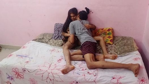 Linda novia india delgada de 18 años me deja correrme dentro de su apretado coño