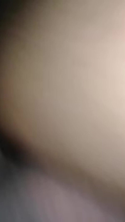 Esposa caliente que queda embarazada de su toro | Clip 2