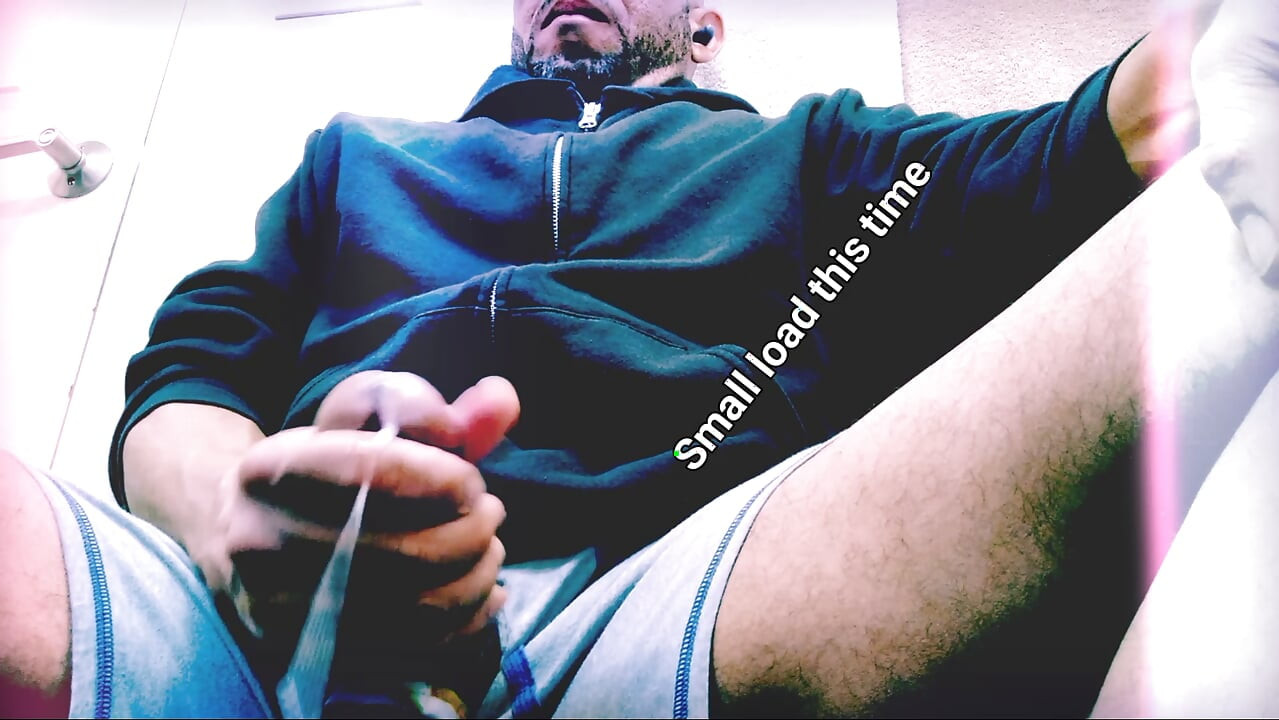 Milking my cock getting it ready for tonight