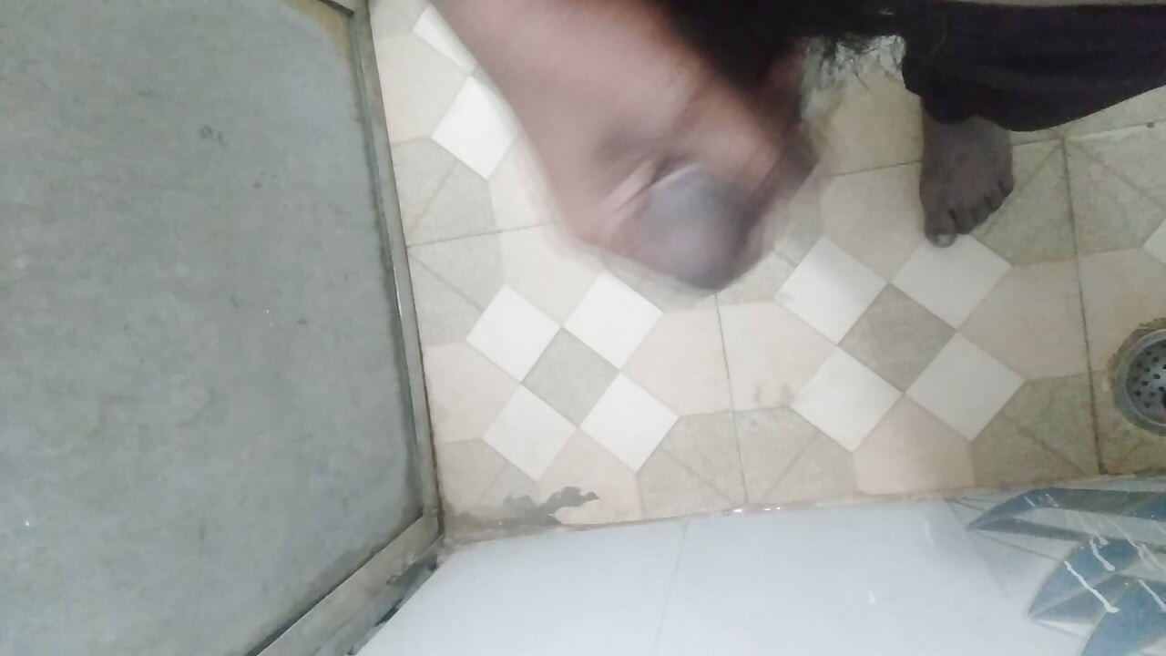 Girlfriend ki yaad meine  new year ke din muth mara